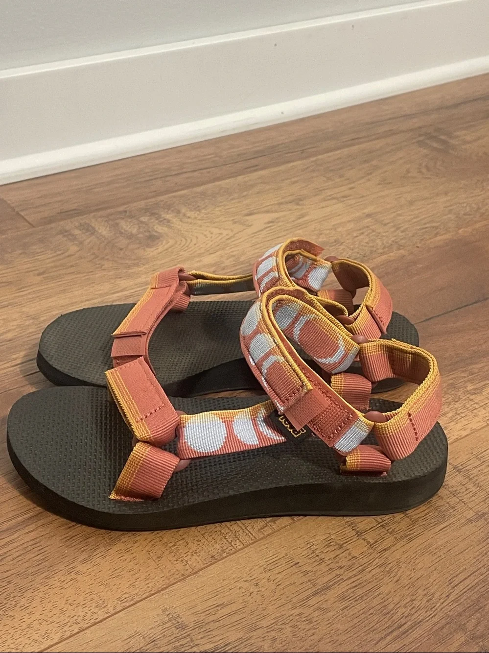 Teva Sandals Kids‎ Size 5